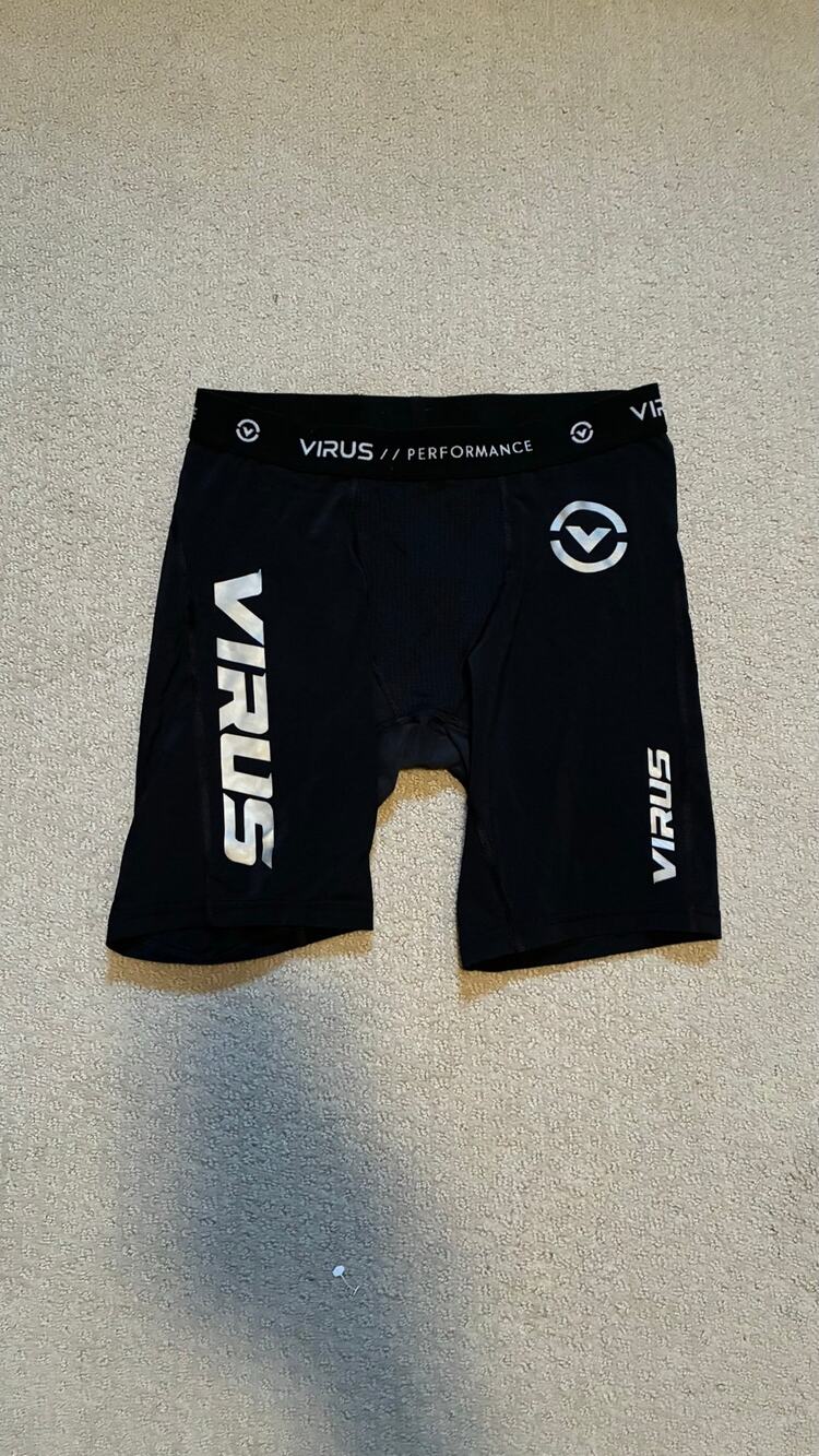 Virus Compression Shorts Black L/XL
